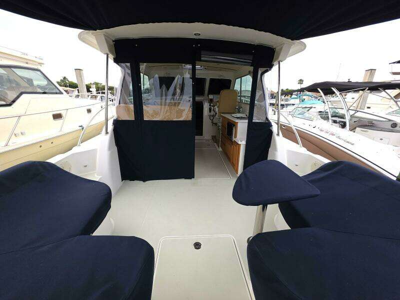 32ft Back Cove Yacht For Sale