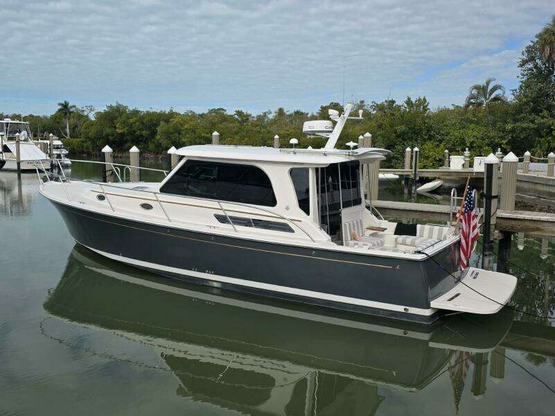 37ft Back Cove Yacht For Sale