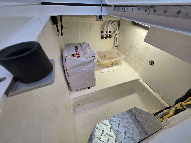 37ft Back Cove Yacht For Sale