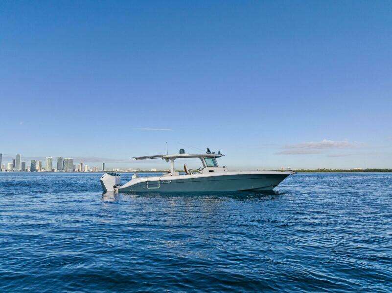 No Name 42ft HCB Yacht For Sale