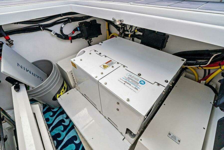 No Name 42ft HCB Yacht For Sale