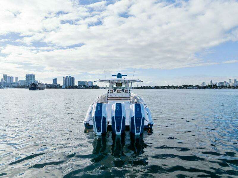 No Name 42ft HCB Yacht For Sale