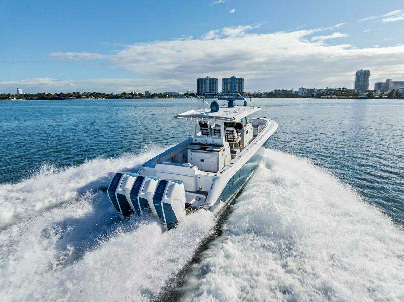 No Name 42ft HCB Yacht For Sale