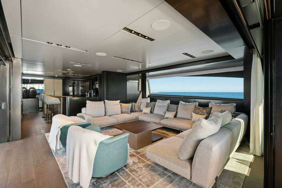 Caffeine 116ft Pershing Yacht For Sale