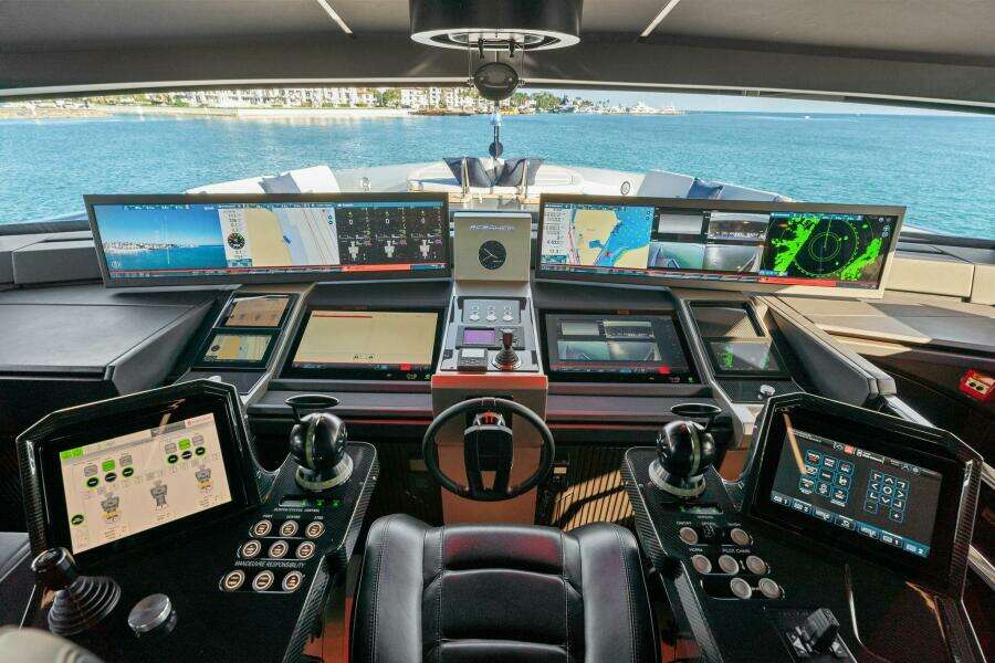 Caffeine 116ft Pershing Yacht For Sale