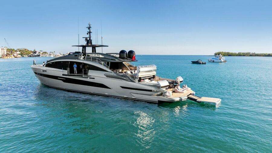 Caffeine 116ft Pershing Yacht For Sale