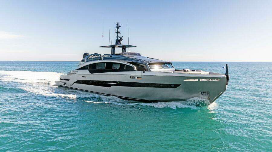 Caffeine 116ft Pershing Yacht For Sale