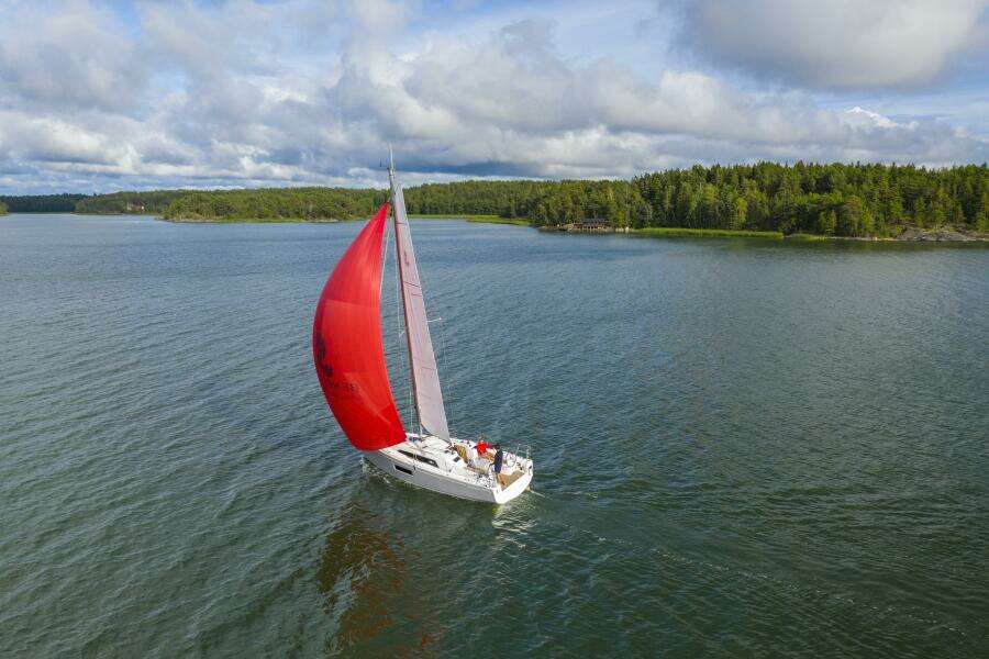 30ft Beneteau Yacht For Sale