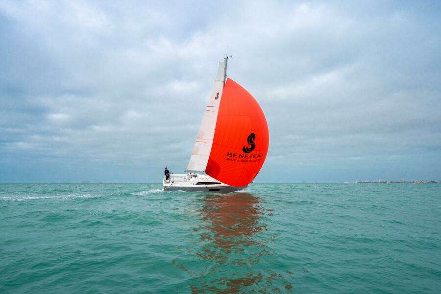 30ft Beneteau Yacht For Sale