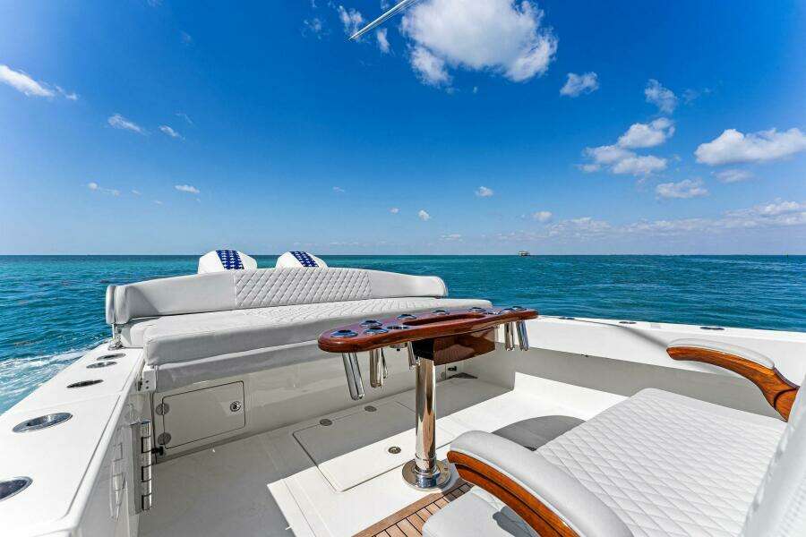 VANTAGE 41ft Bahama Yacht For Sale