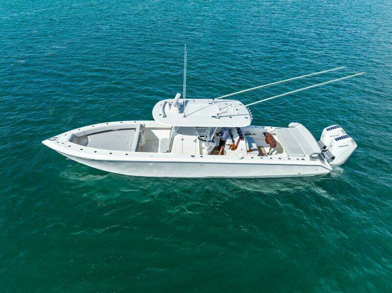 VANTAGE 41ft Bahama Yacht For Sale