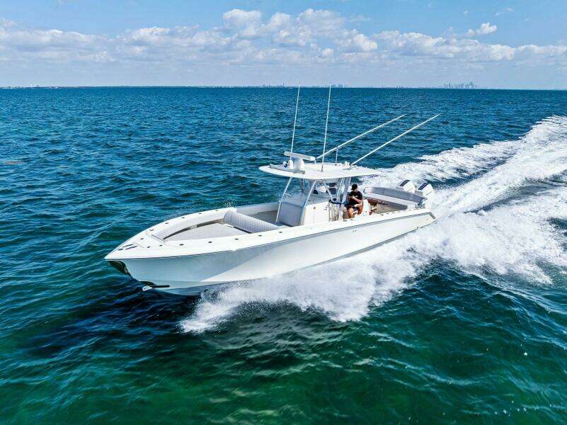 VANTAGE 41ft Bahama Yacht For Sale
