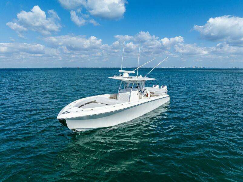 VANTAGE 41ft Bahama Yacht For Sale