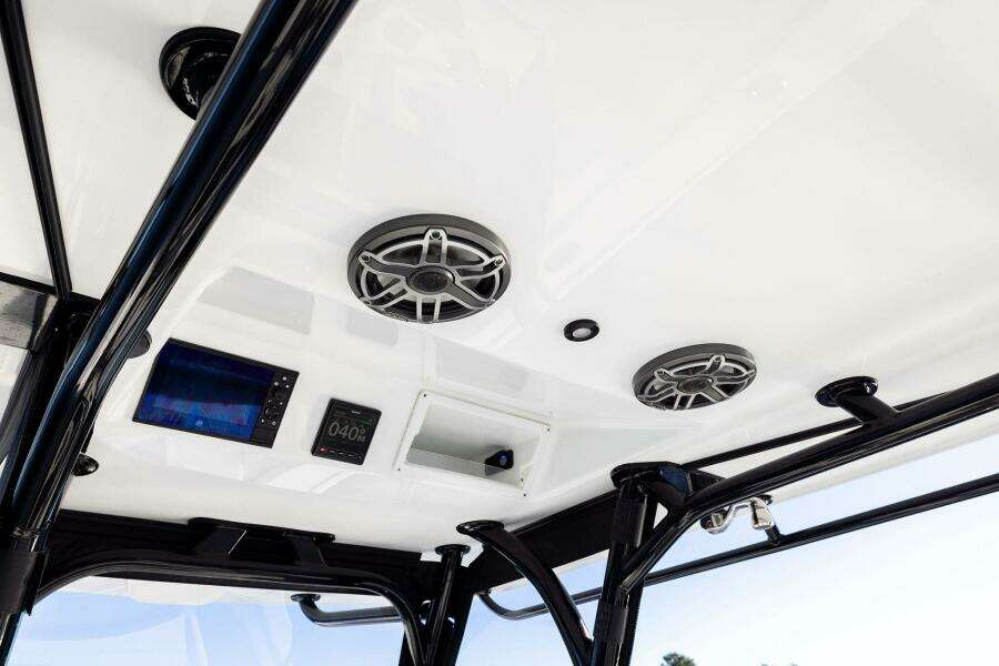 32ft Yellowfin Yacht For Sale