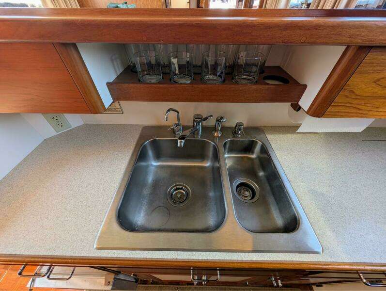 51ft Dettling Yacht For Sale