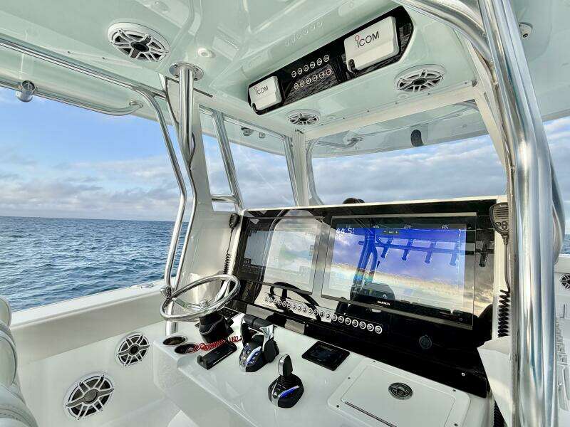 Lodge ical Necessity 37ft Freeman Yacht For Sale