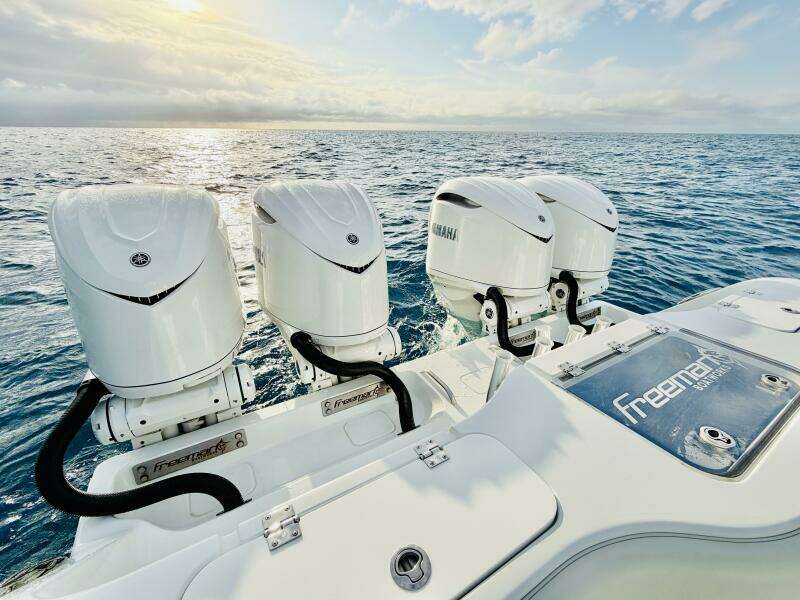 Lodge ical Necessity 37ft Freeman Yacht For Sale