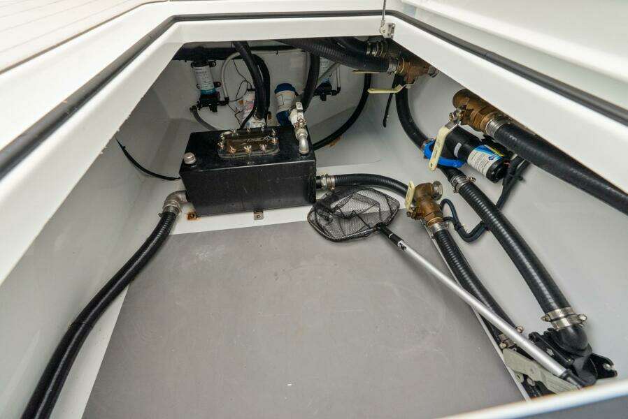 47ft Freeman Yacht For Sale