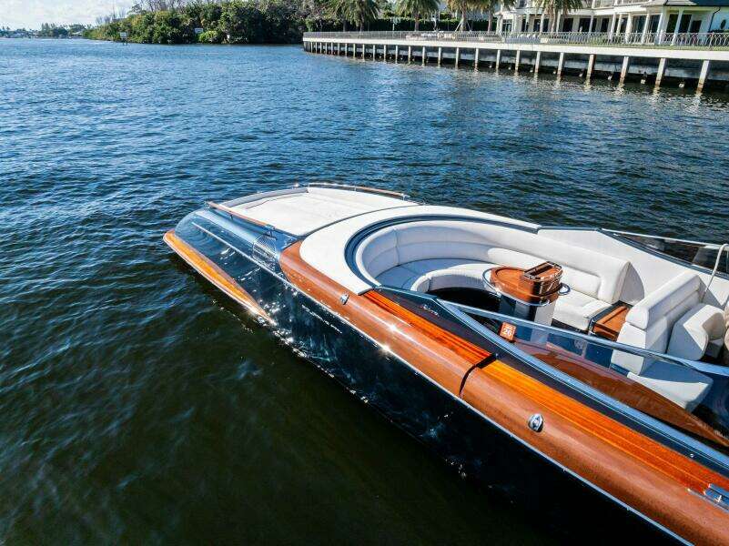 Isola 33ft Riva Yacht For Sale