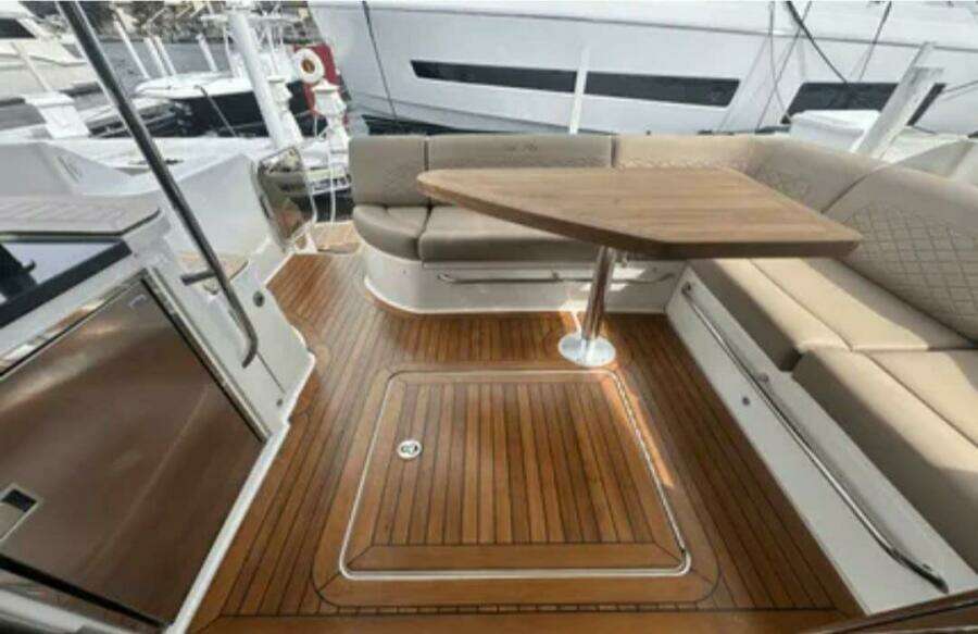 BABYLON 51ft Sea Ray Yacht For Sale