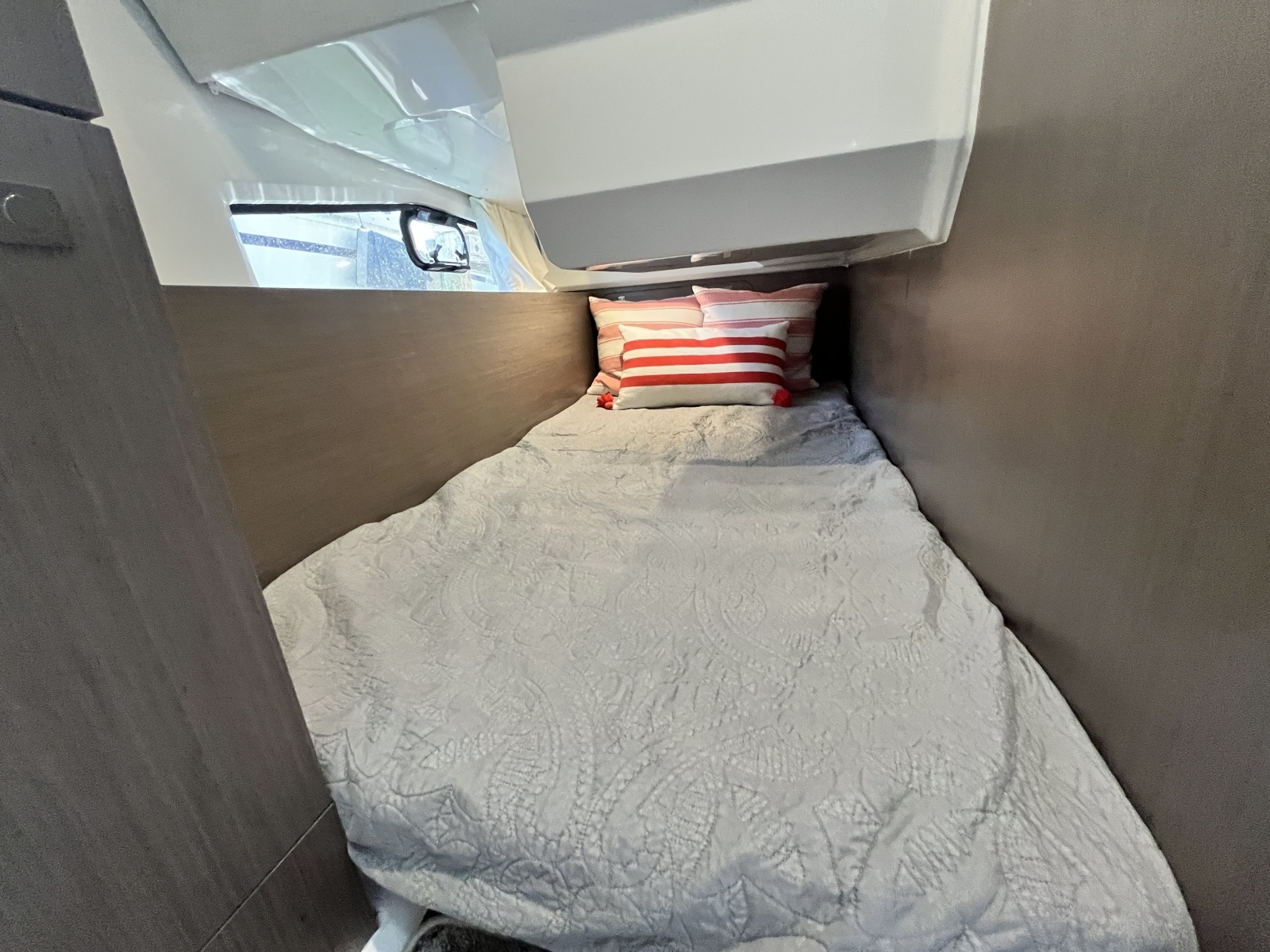 34ft Jeanneau Yacht For Sale