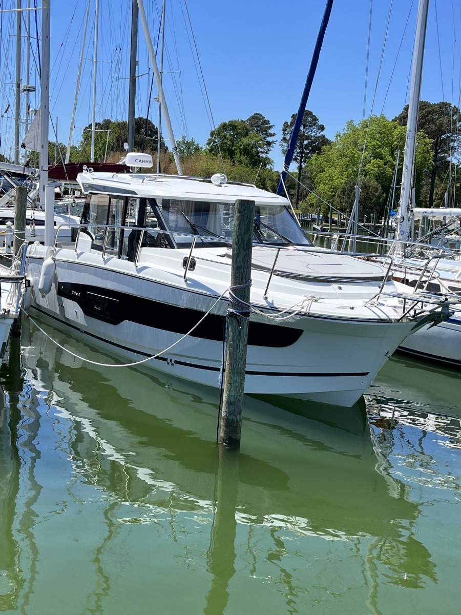 34ft Jeanneau Yacht For Sale