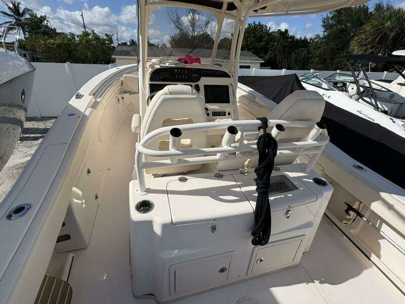 31ft Grady White Yacht For Sale
