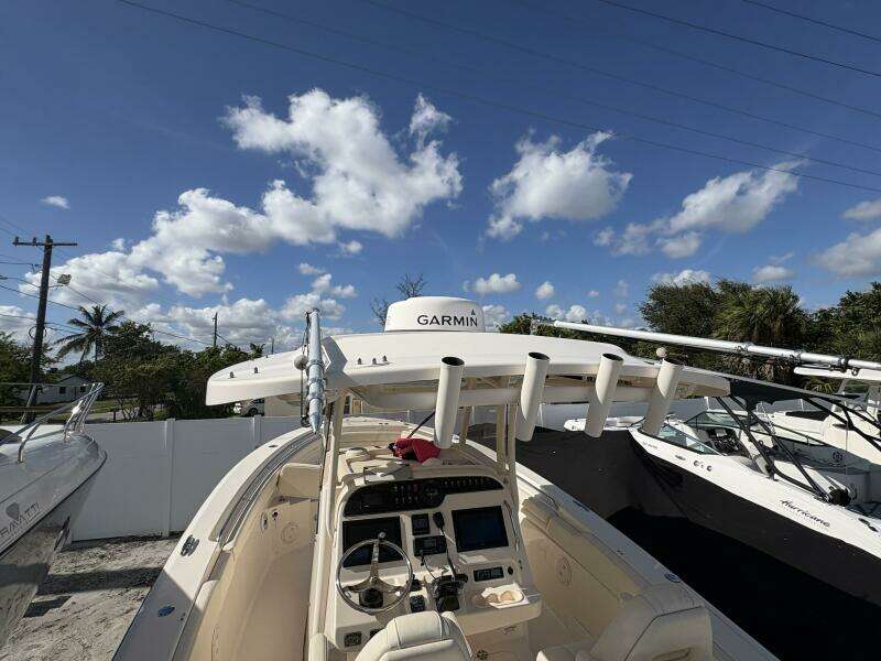 31ft Grady White Yacht For Sale
