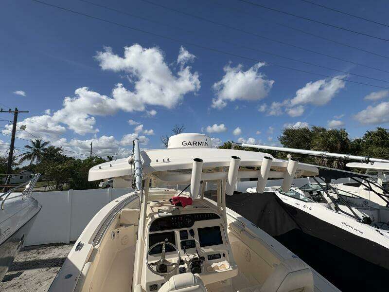 31ft Grady White Yacht For Sale