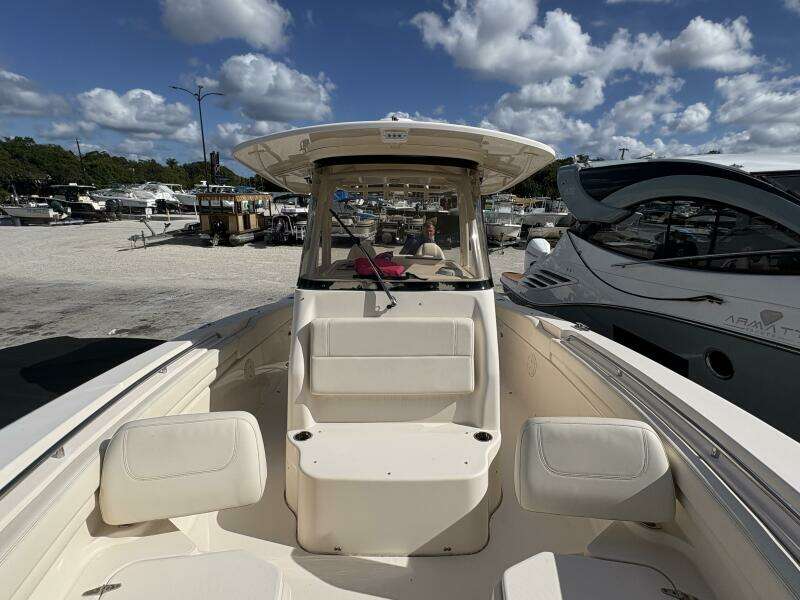 31ft Grady White Yacht For Sale