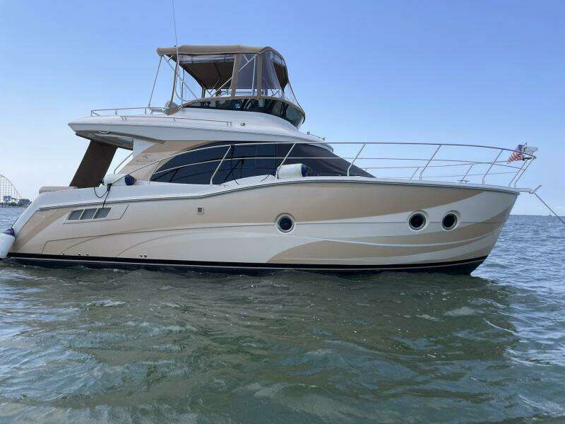 Long Gone 34ft Carver Yacht For Sale