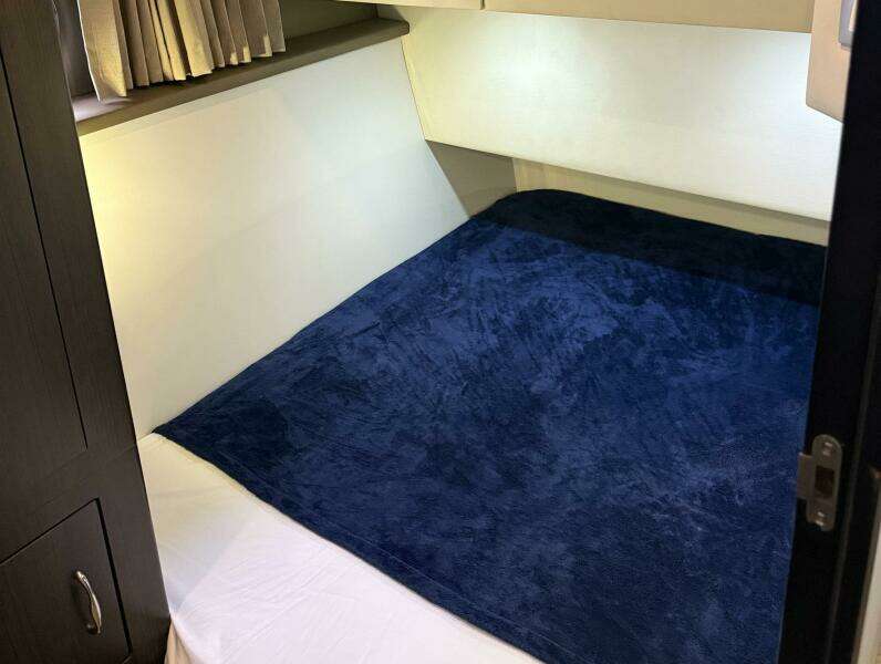 Long Gone 34ft Carver Yacht For Sale