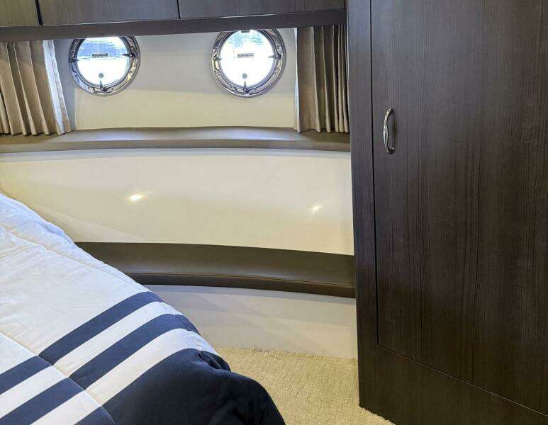 Long Gone 34ft Carver Yacht For Sale