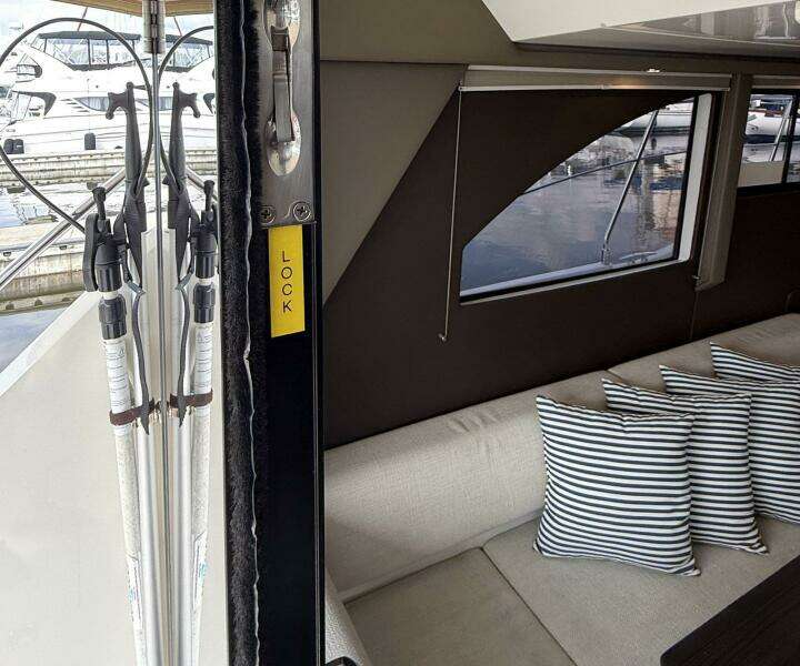 Long Gone 34ft Carver Yacht For Sale