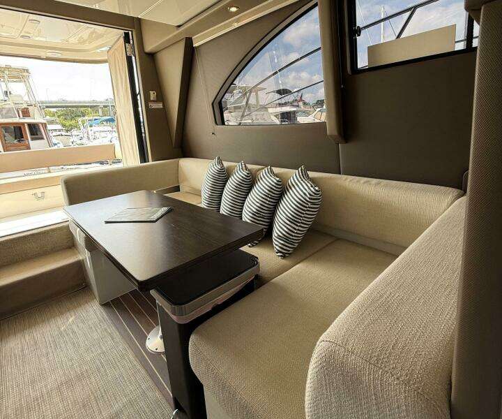 Long Gone 34ft Carver Yacht For Sale