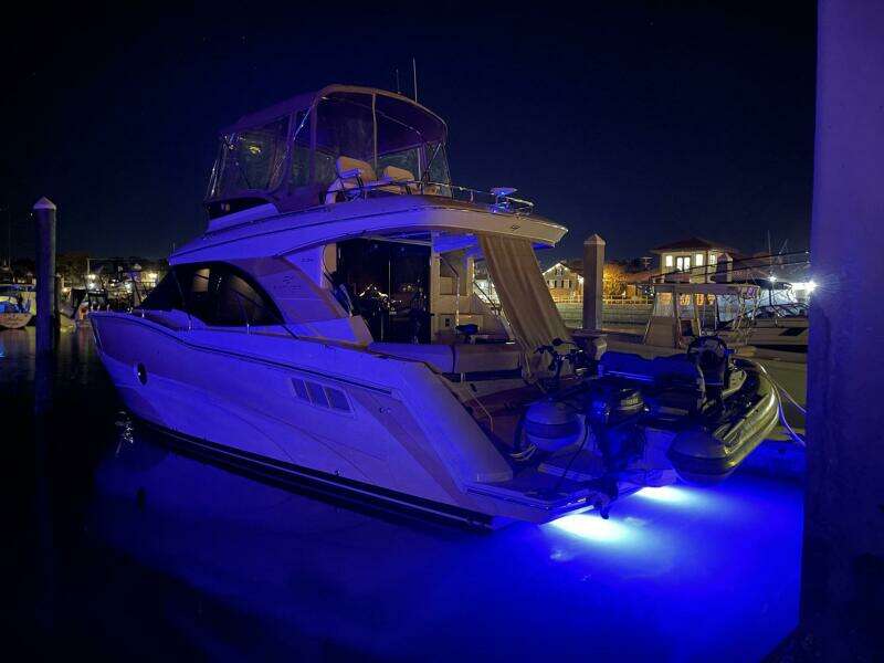 Long Gone 34ft Carver Yacht For Sale