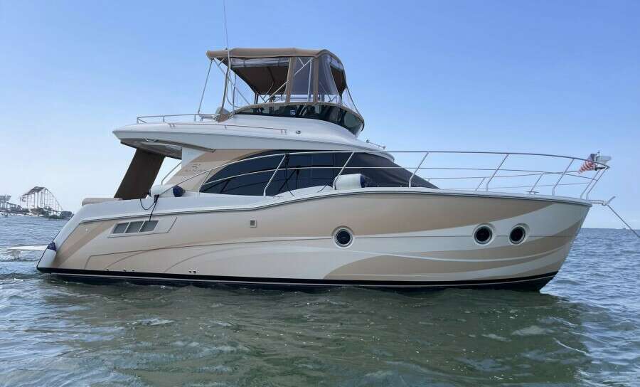 Long Gone 34ft Carver Yacht For Sale