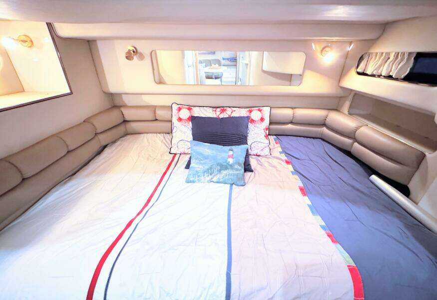 SEASCAPE 40ft Sea Ray Yacht For Sale