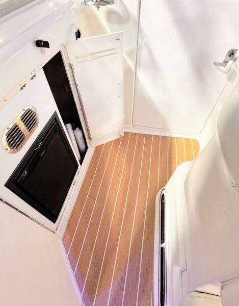SEASCAPE 40ft Sea Ray Yacht For Sale
