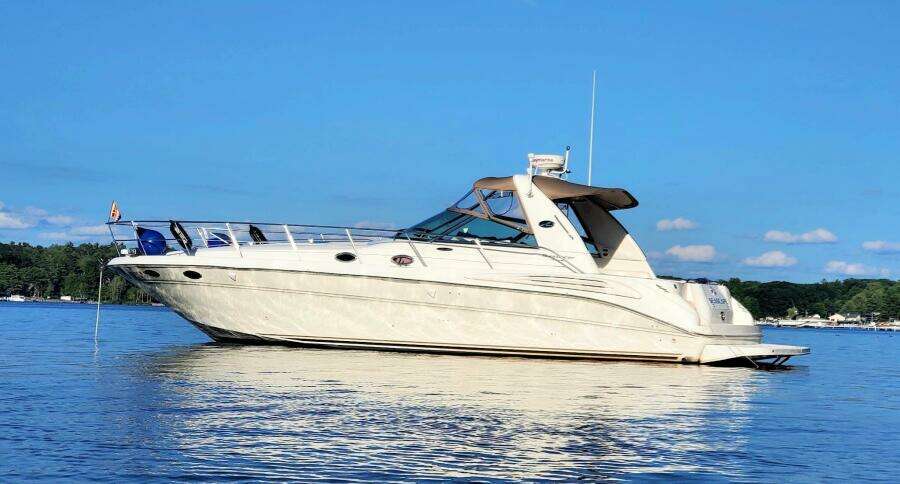 SEASCAPE 40ft Sea Ray Yacht For Sale