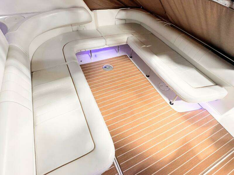 SEASCAPE 40ft Sea Ray Yacht For Sale