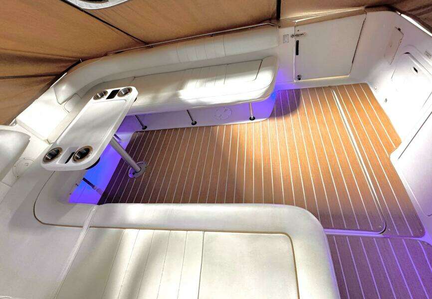 SEASCAPE 40ft Sea Ray Yacht For Sale