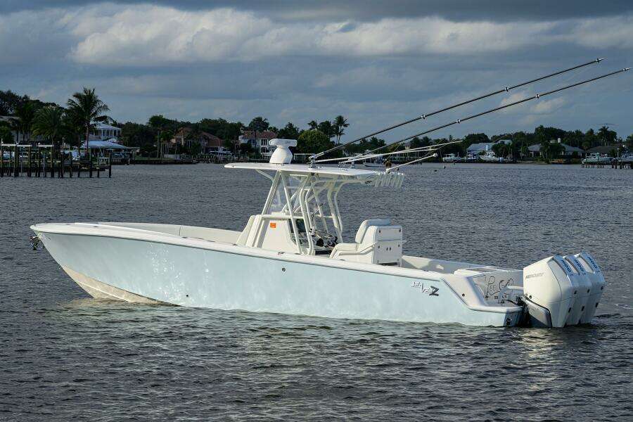 REEL CRAFT 34ft SeaVee Yacht For Sale