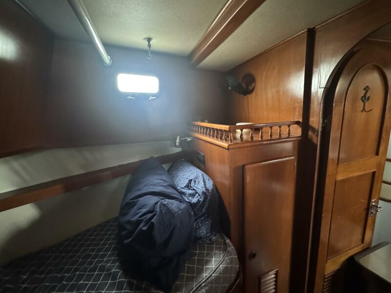 44' 1981 Marine Trader Double Cabin