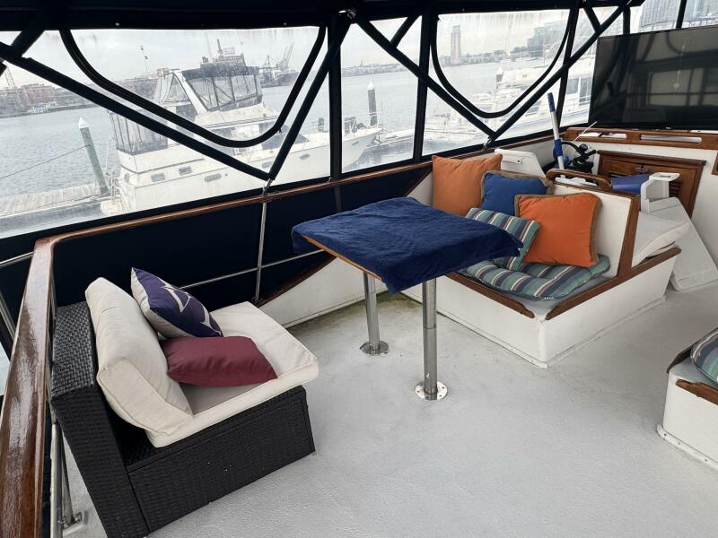 44' 1981 Marine Trader Double Cabin