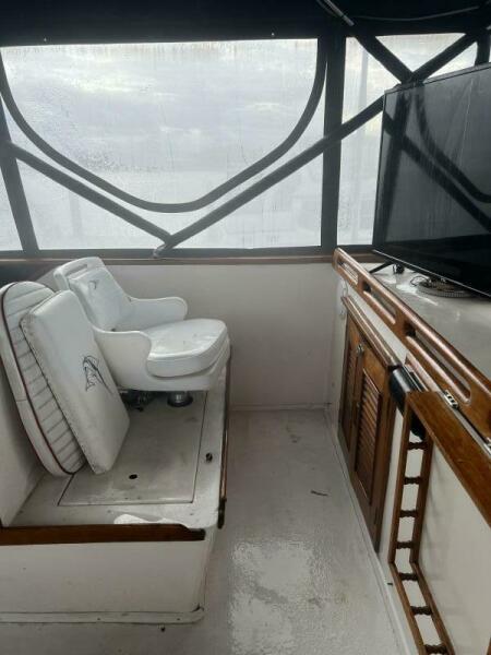 44' 1981 Marine Trader Double Cabin