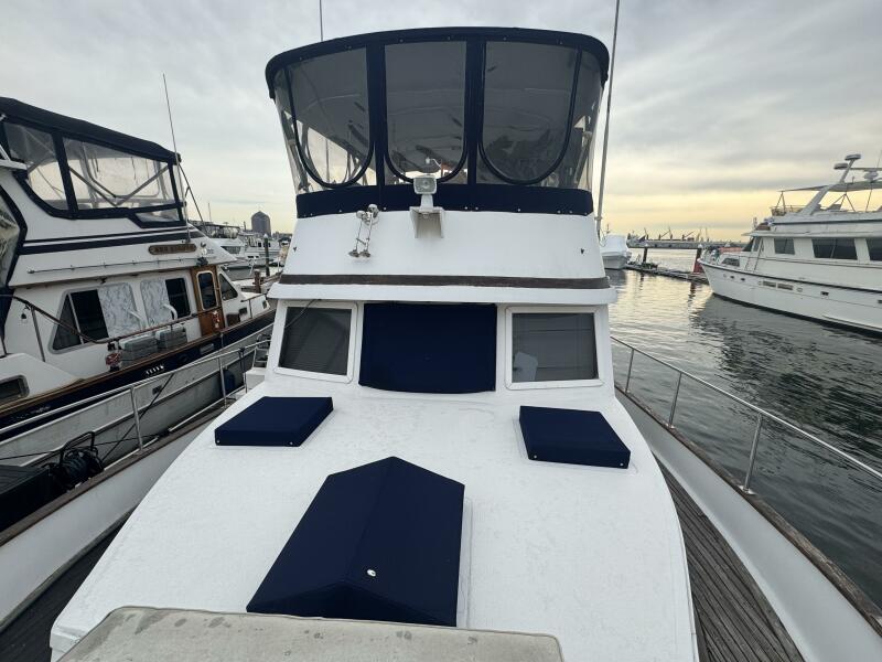 44' 1981 Marine Trader Double Cabin