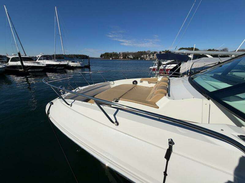SEA JAY 32ft Sea Ray Yacht For Sale