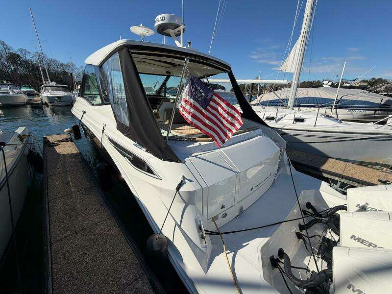 SEA JAY 32ft Sea Ray Yacht For Sale