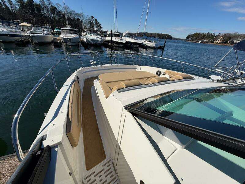 SEA JAY 32ft Sea Ray Yacht For Sale